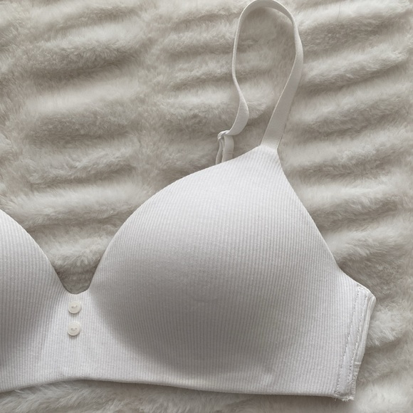 Victoria’s Secret t-shirt lightly lined wireless bra 32DD - Picture 3 of 6